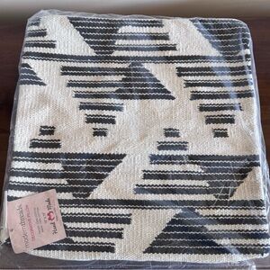Modern Threads Trinity Decorative Pillow Cover Cotton 18" x 18" Hand Made NWT